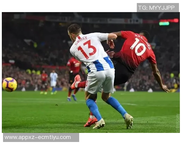 拉亚扑救布罗比近距离射门后失误队友提醒才稳住球权