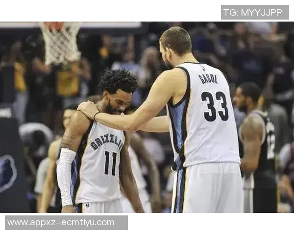 老康利在强度局中表现不佳与保罗相似引发热议