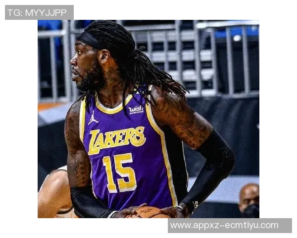 哈克斯替补出战15分钟高效表现6投5中并罚球全中狂砍20分